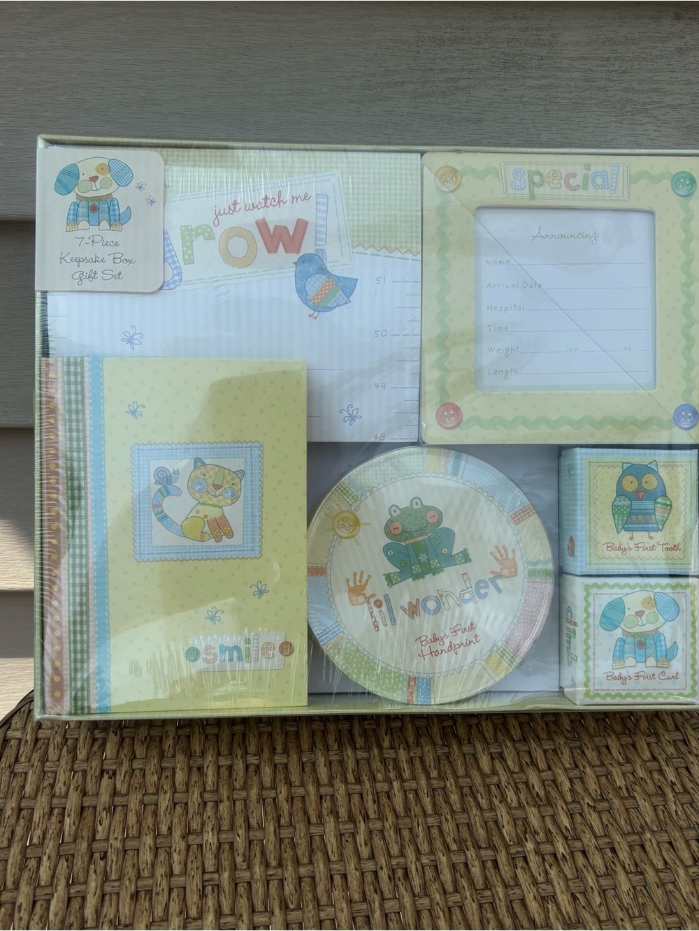 C.R. Gibson "Lil' Wonders" 7-Piece Baby Keepsake Box Gift Set - Gender Neutral
